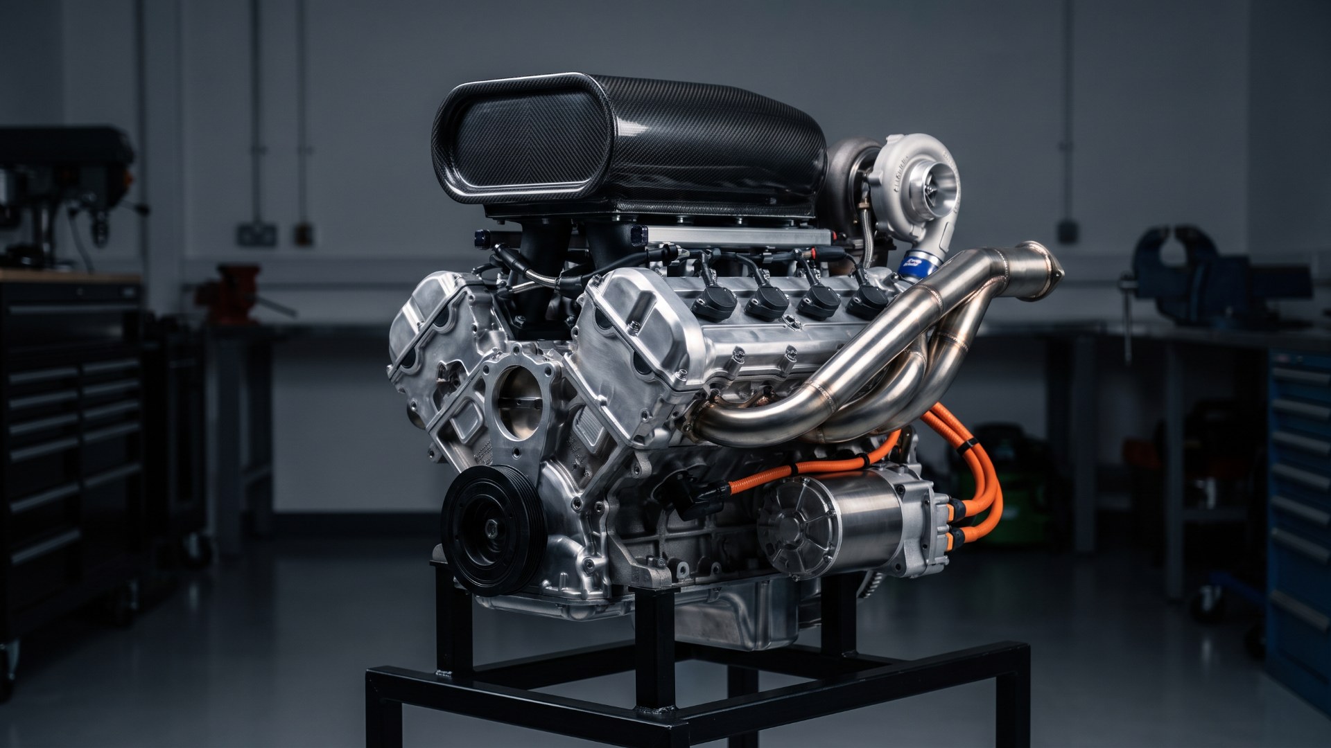 F1 V8 engine concept: a compact 3.0-liter turbocharged V8 with a small hybrid electric motor
